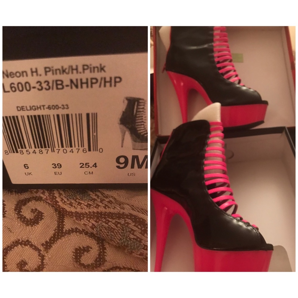 Peep Toe booties
